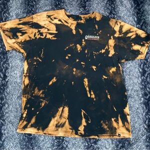 Quiksilver Men’s XL Bleach Dyed Upcycled Short Sleeve Graphic T-Shirt